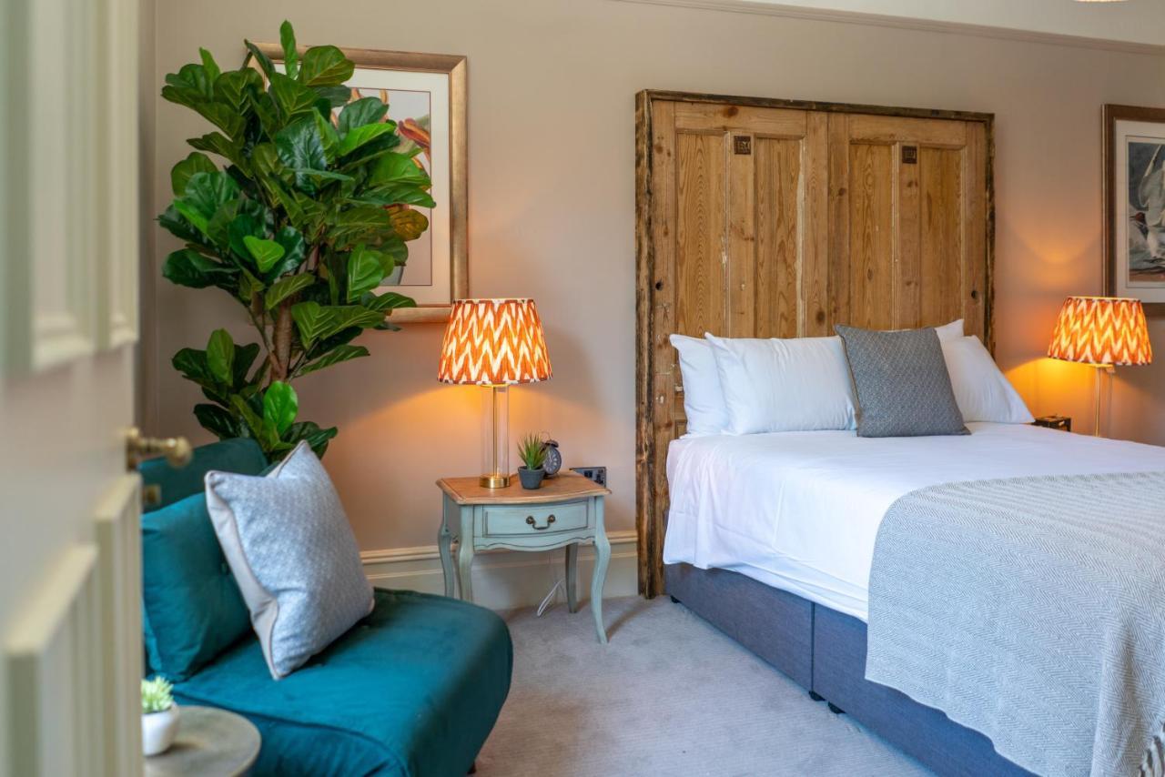 The Pavilion Arms 3*